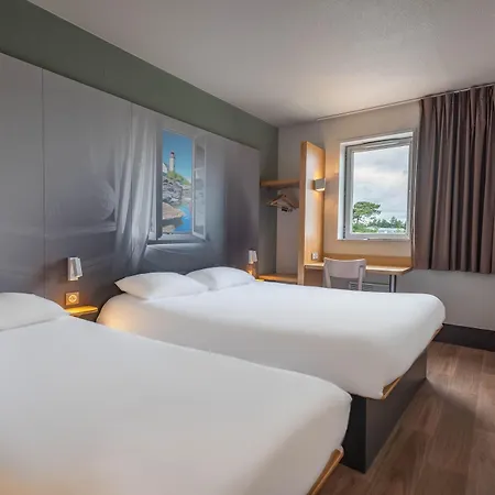 Hotel Lorient 2*