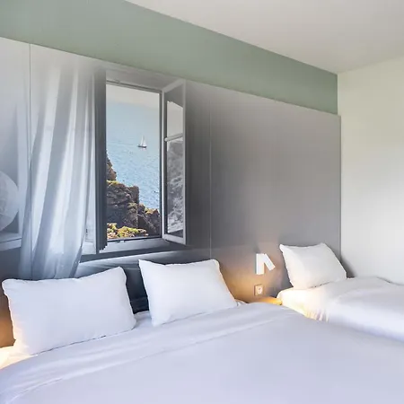 Lorient Hotel 2*